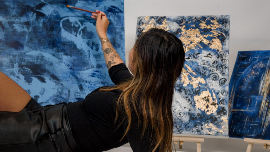 ArT'huy artiste peintre NFT Luxembourg
